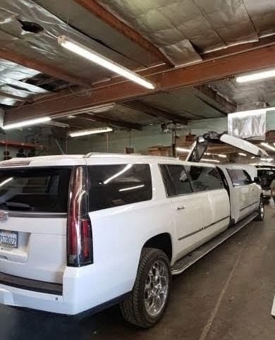 Luxury 14-Passenger 2016 Cadillac Escalade Stretch Limousine