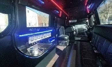 2013 Mercedes-Benz Sprinter Limo Van – Luxury and Comfort