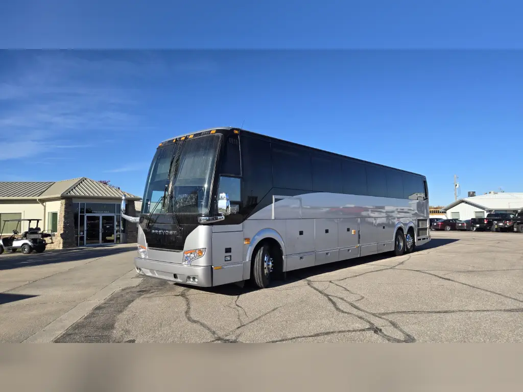 Used 2013 Prevost H345 -Charter Bus