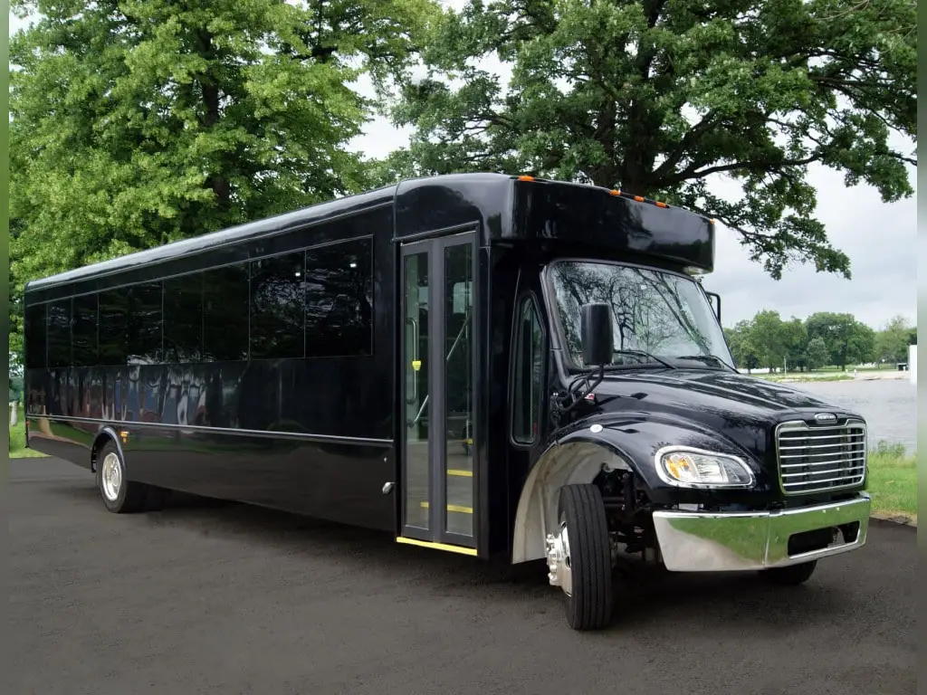 2026 Freightliner StarTrans PS2 – Shuttle Bus