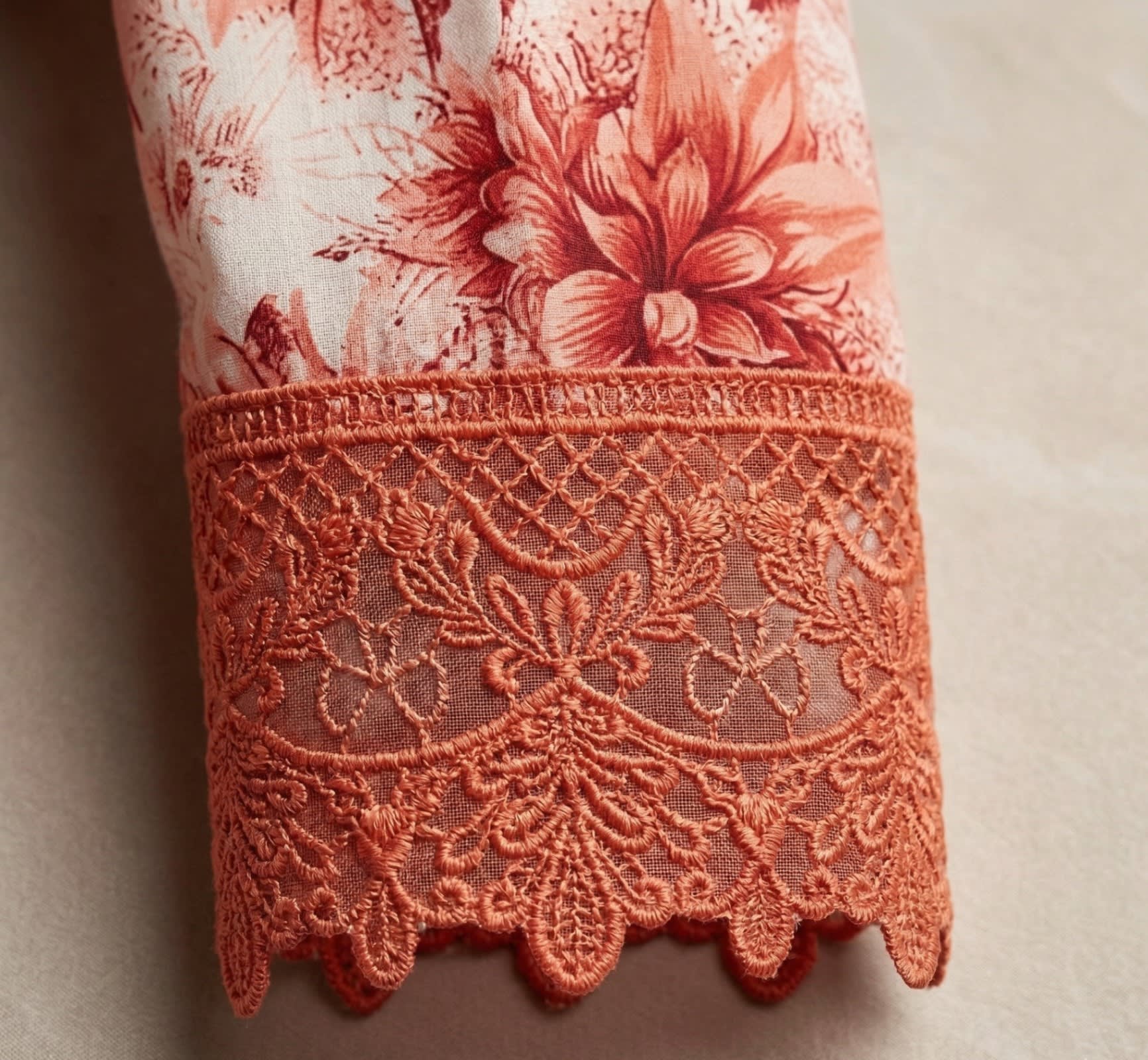 Heritage Bloom thumbnail 3