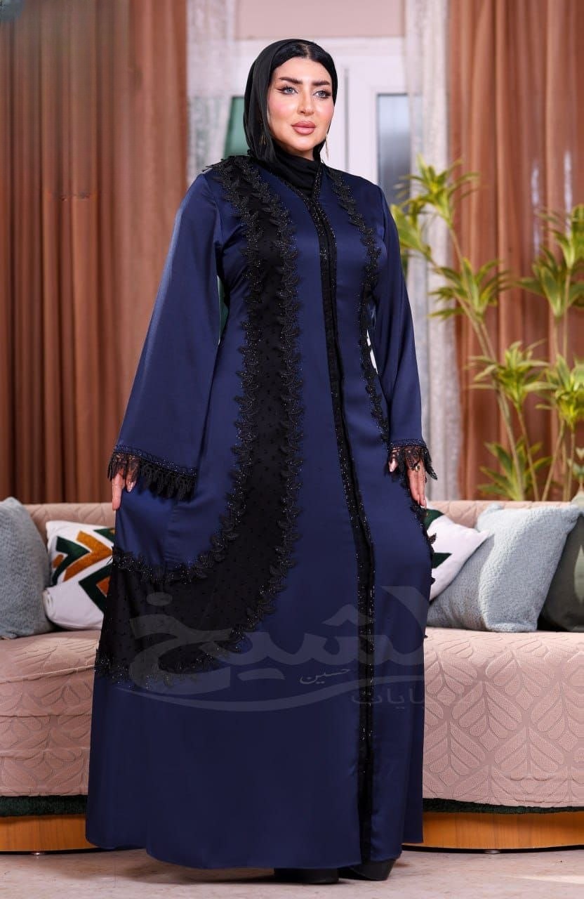 Elegant Silk Abaya - Thumbnail 3