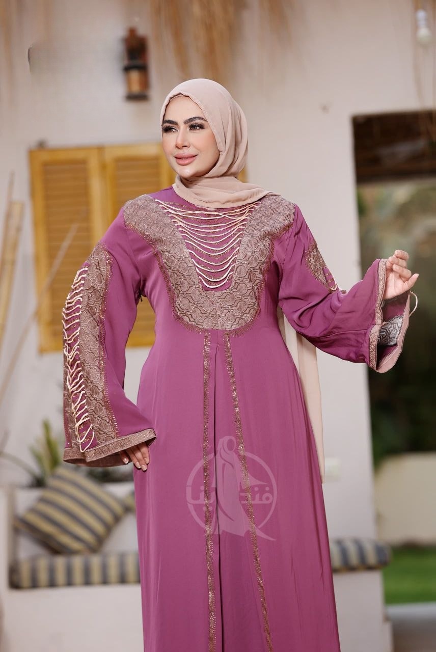 Elegant Silk Abaya fdsaredqarfdew