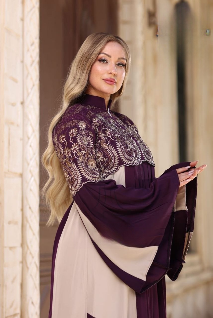 Elegant Silk Abaya - Thumbnail 2