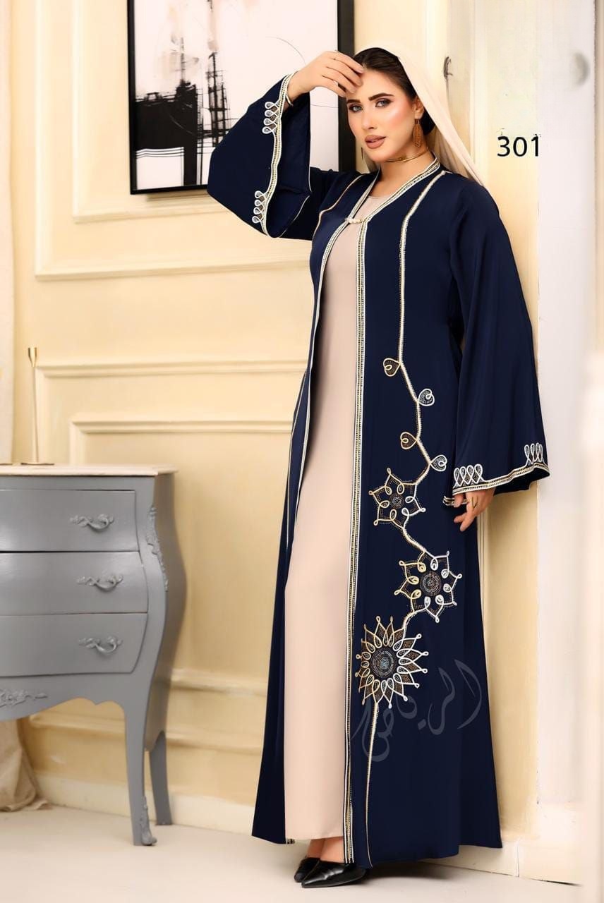Silk Abaya - Thumbnail 4