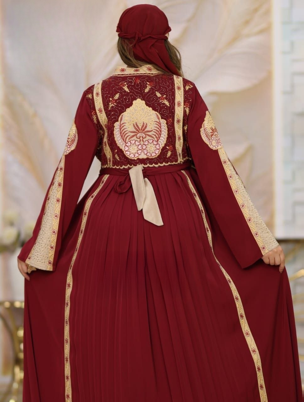 Silk Abaya - Thumbnail 4