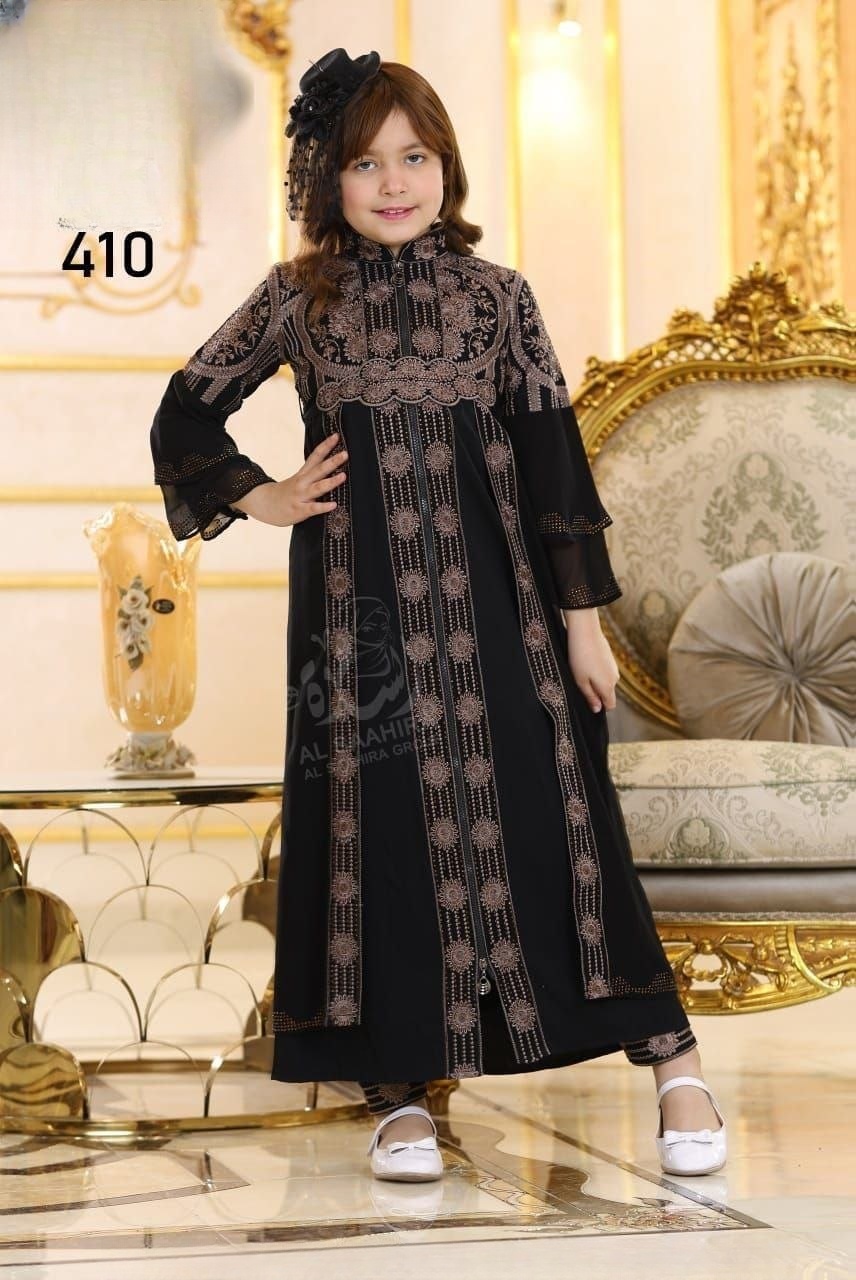 Elegant Silk Dress - Thumbnail 2