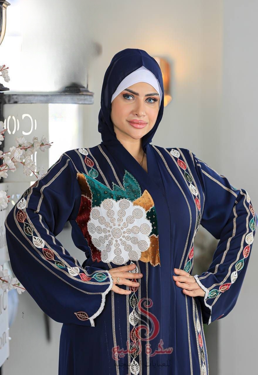 Elegant Silk Abaya - Thumbnail 2