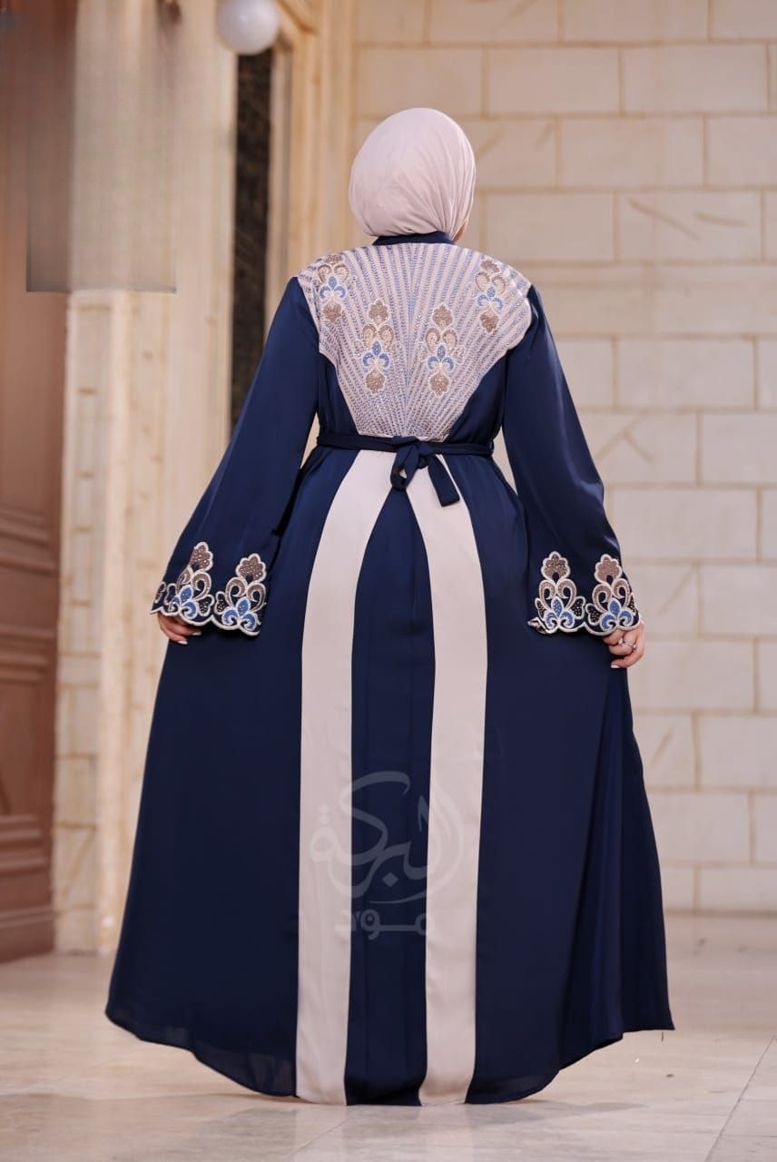 Silk Abaya - Thumbnail 2