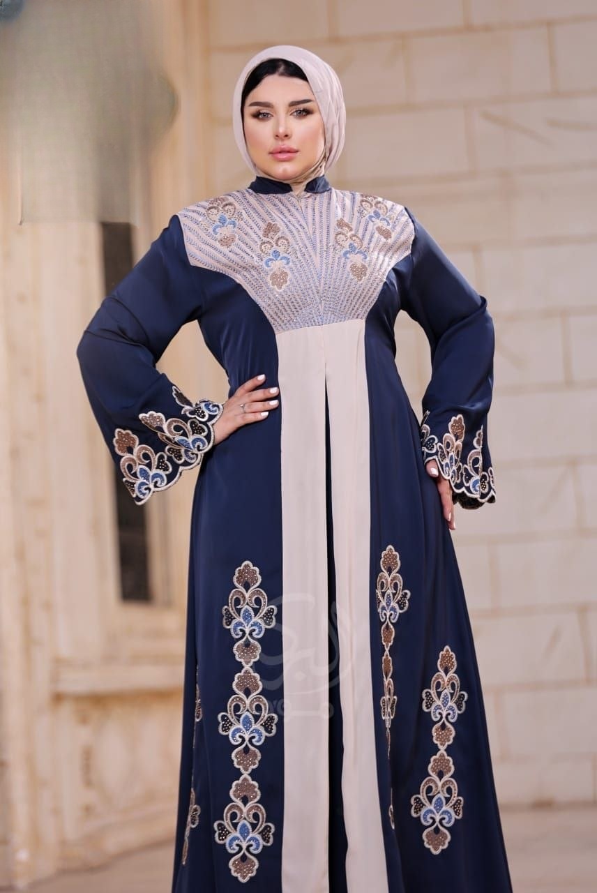 Silk Abaya - Thumbnail 3