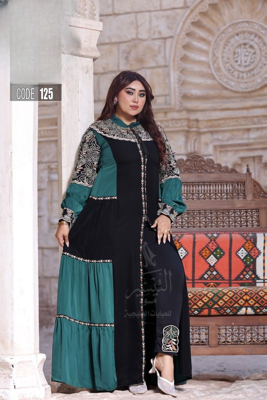 Elegant Silk Abaya - Thumbnail 2