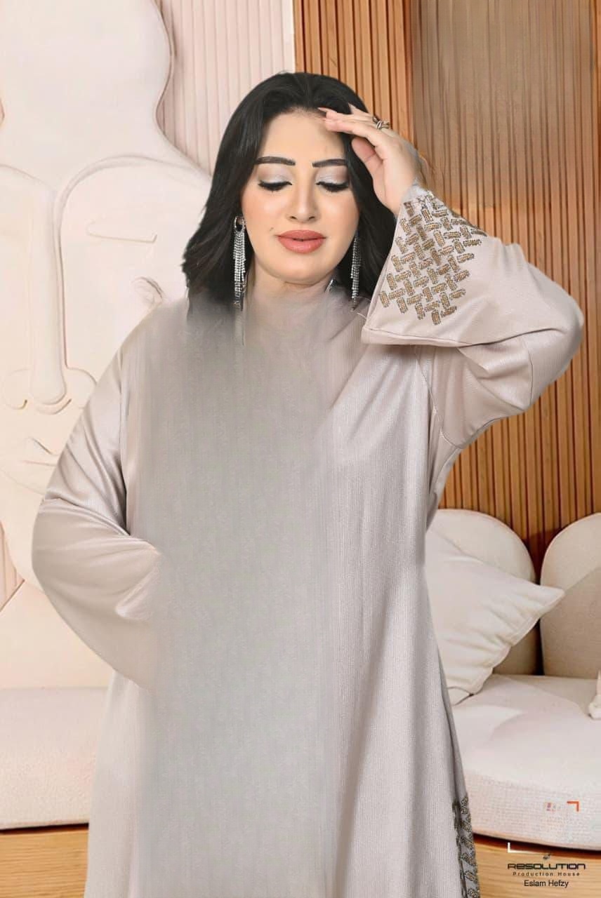 Elegant Silk Dress - Thumbnail 3