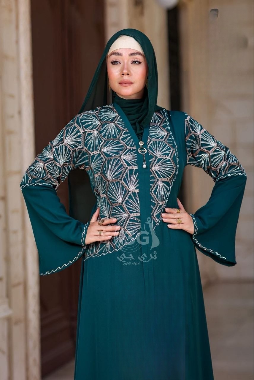 Elegant Silk Dress - Thumbnail 3