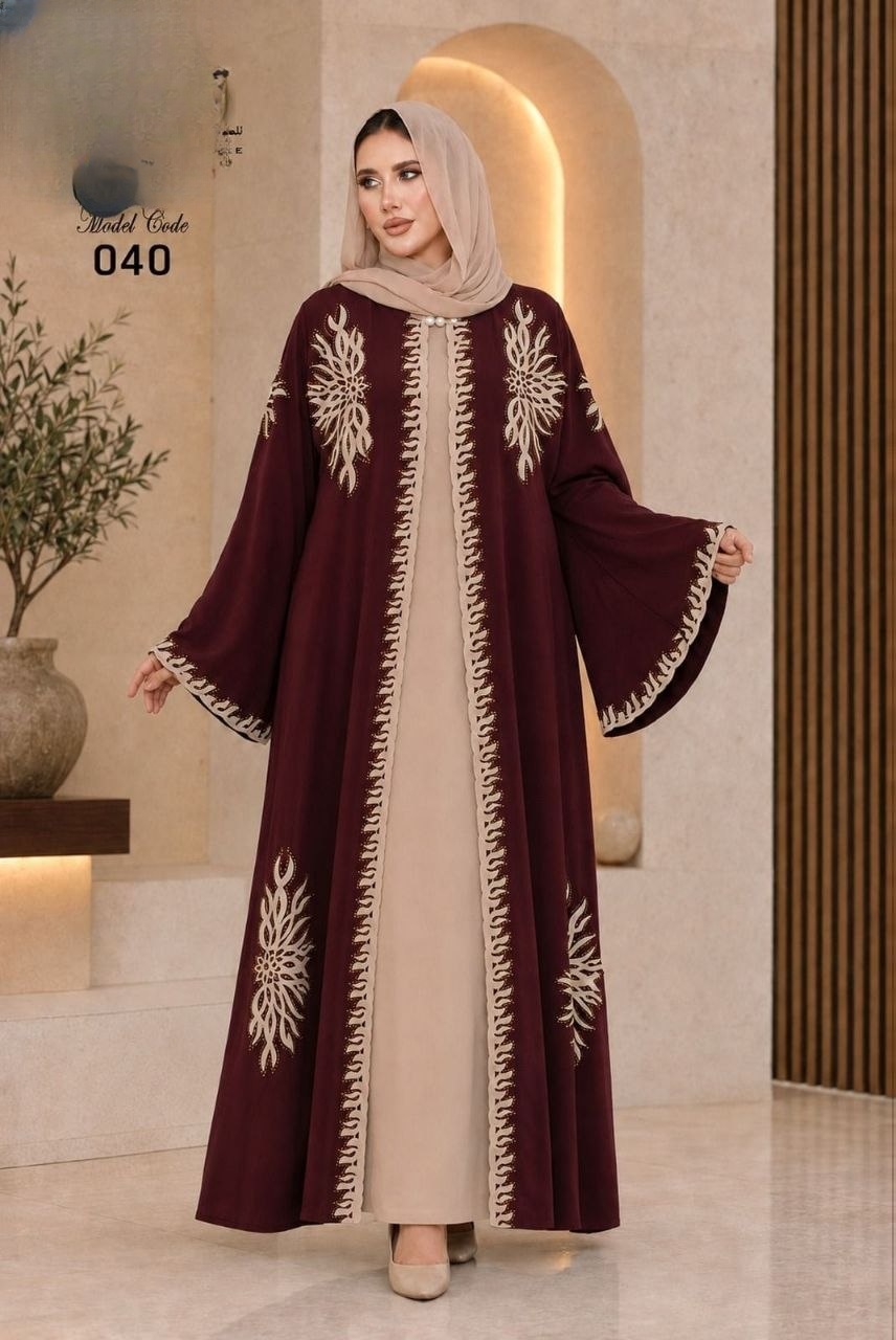 Elegant Silk Dress - Thumbnail 3