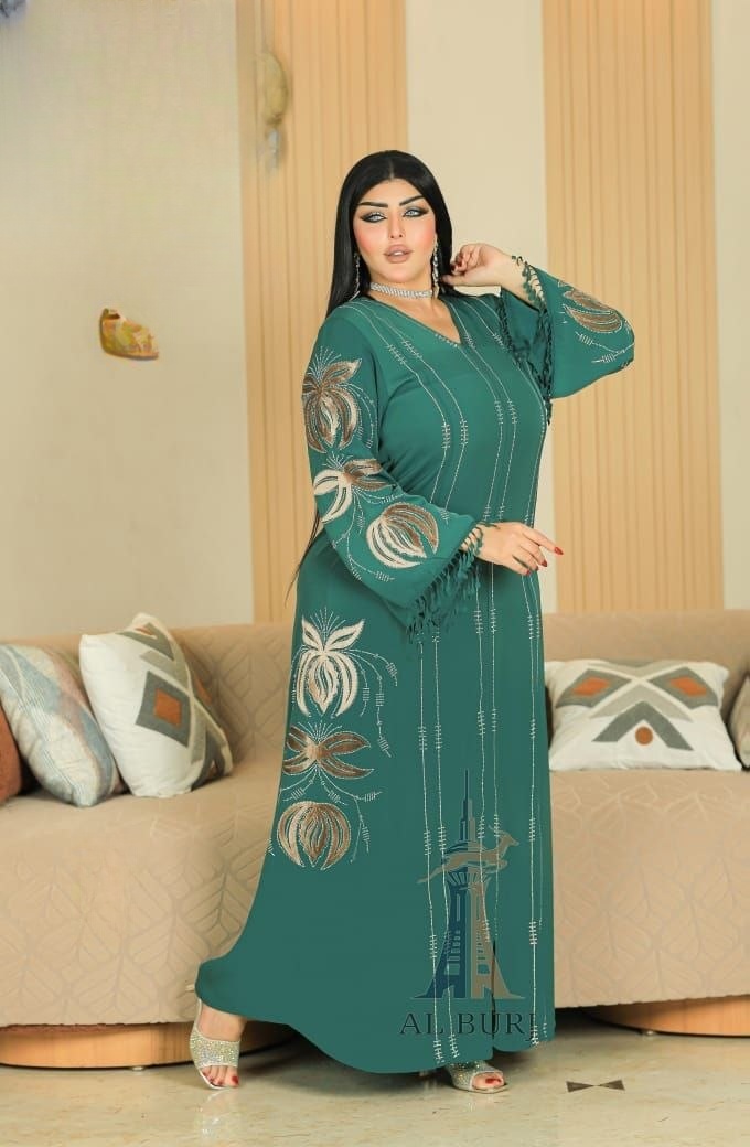 Elegant Silk Dress - Thumbnail 4