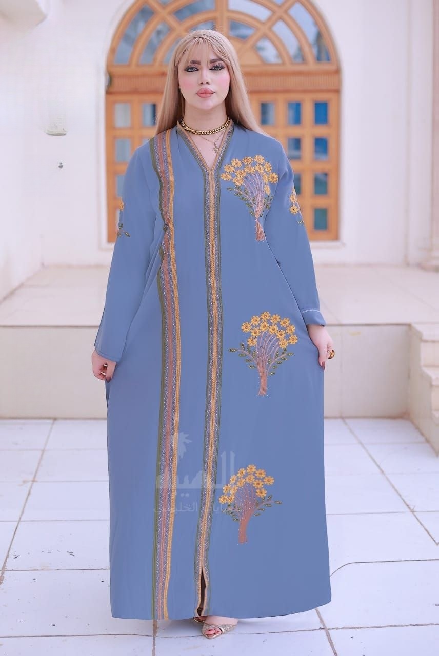 Elegant Silk Dress - Thumbnail 2