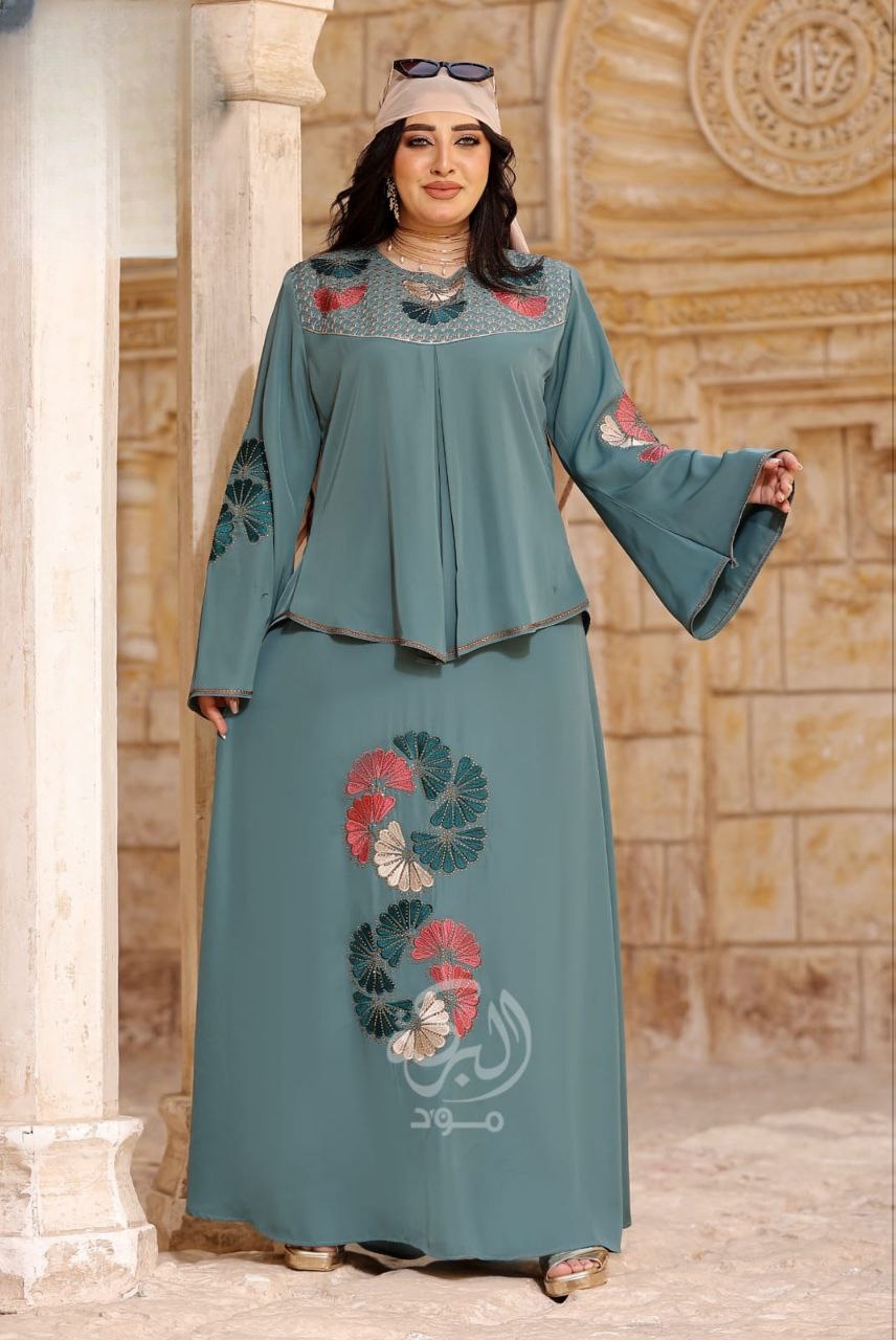 Elegant Silk Abaya