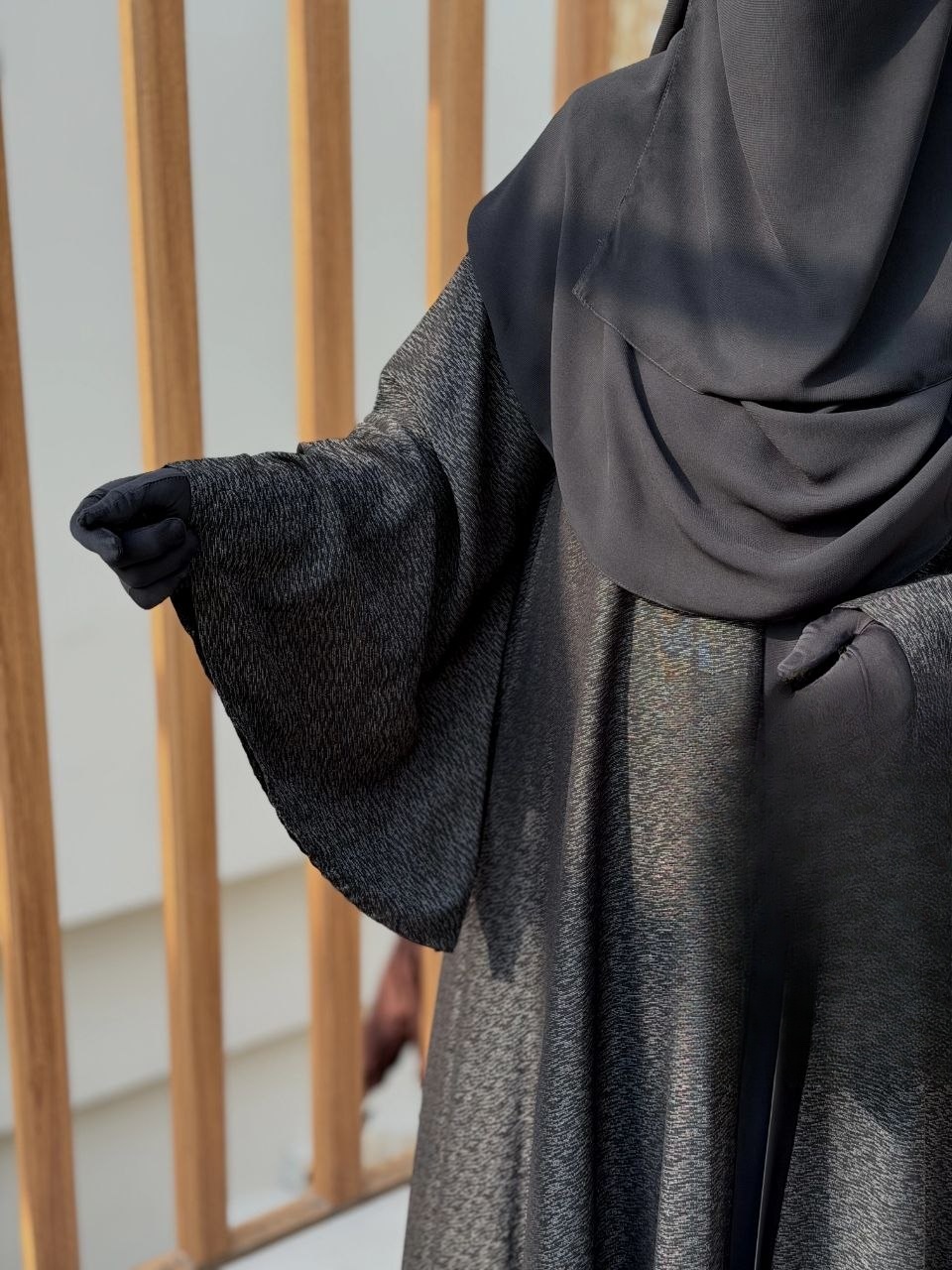 Khadija Two-Piece Robe Abaya - Thumbnail 3