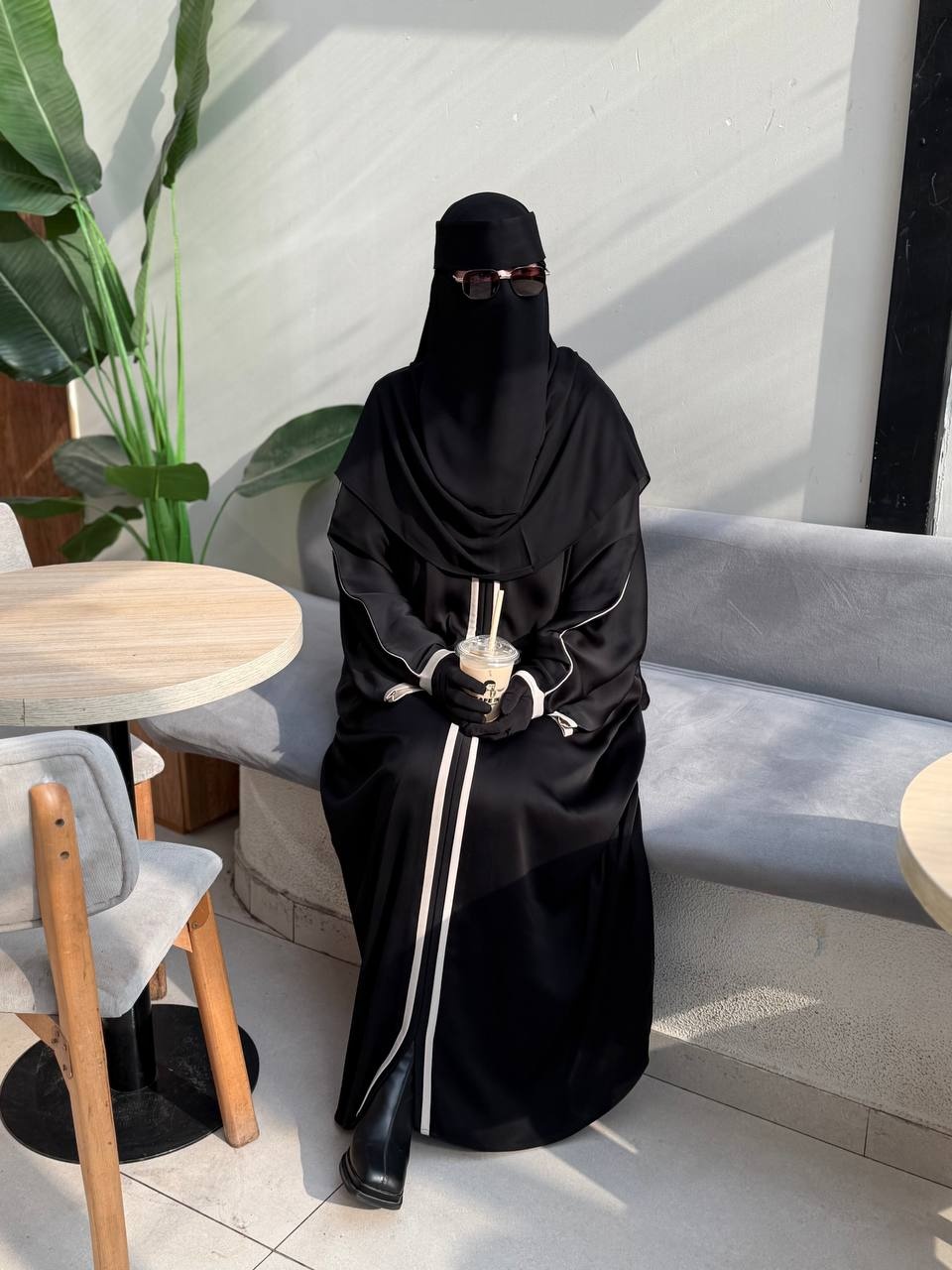 Black TikTok Abaya - Thumbnail 2