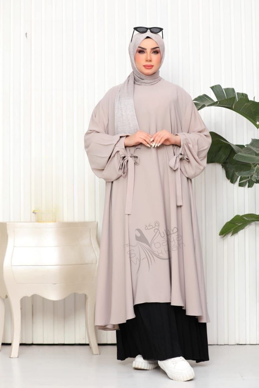 Rayan Cape and Pleated Skirt Set - Thumbnail 2