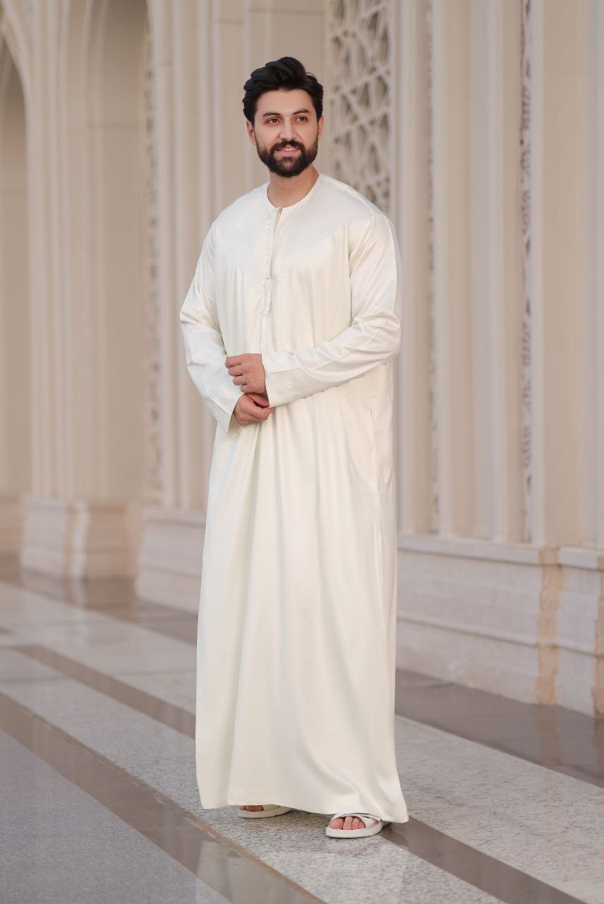 Omani Fringe Satin Abaya - Thumbnail 4