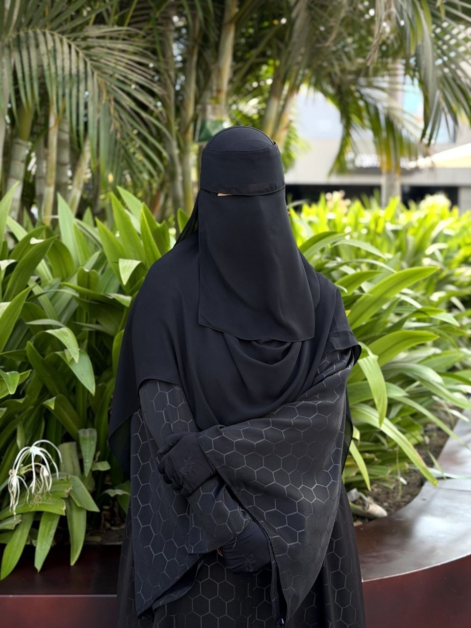 Black Patterned Abaya