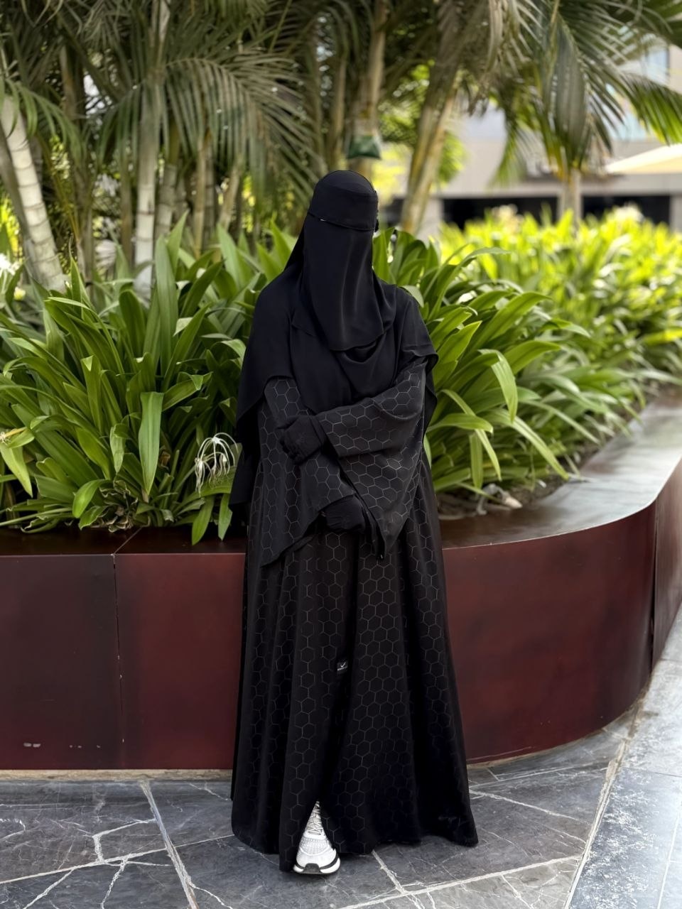 Black Patterned Abaya - Thumbnail 5