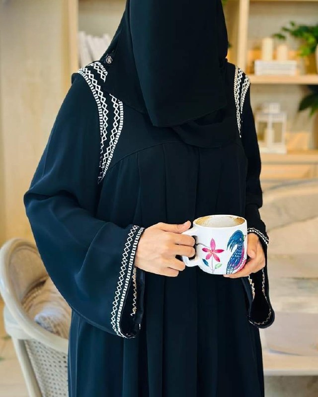 Embroidered Khair Najma Abaya - Thumbnail 3