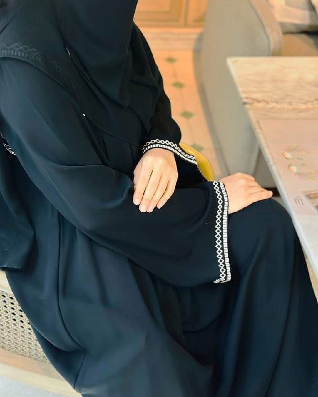 Embroidered Khair Najma Abaya - Thumbnail 2