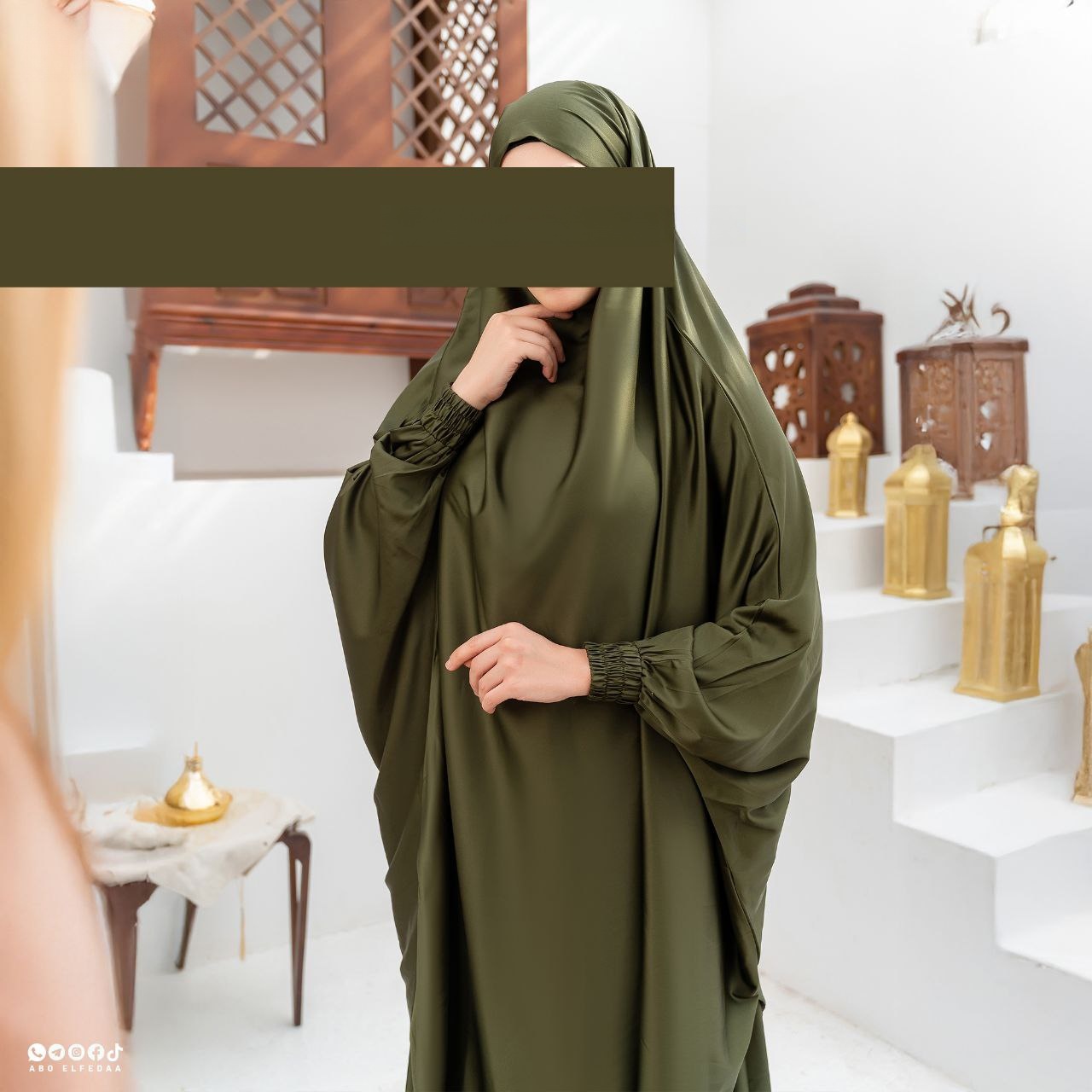 Abu Al-Fida Two-Piece Satin Prayer Set - Thumbnail 5
