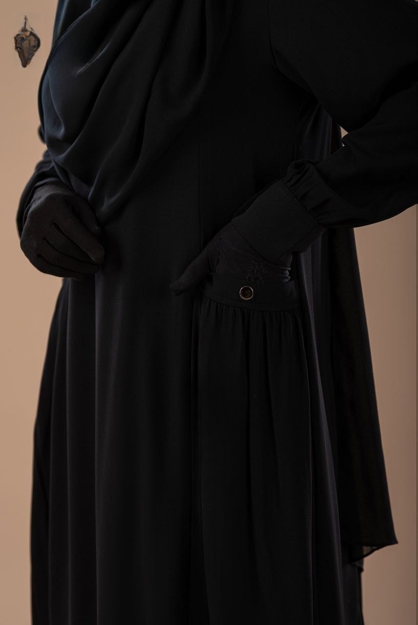 Model 102 Abaya - Thumbnail 2