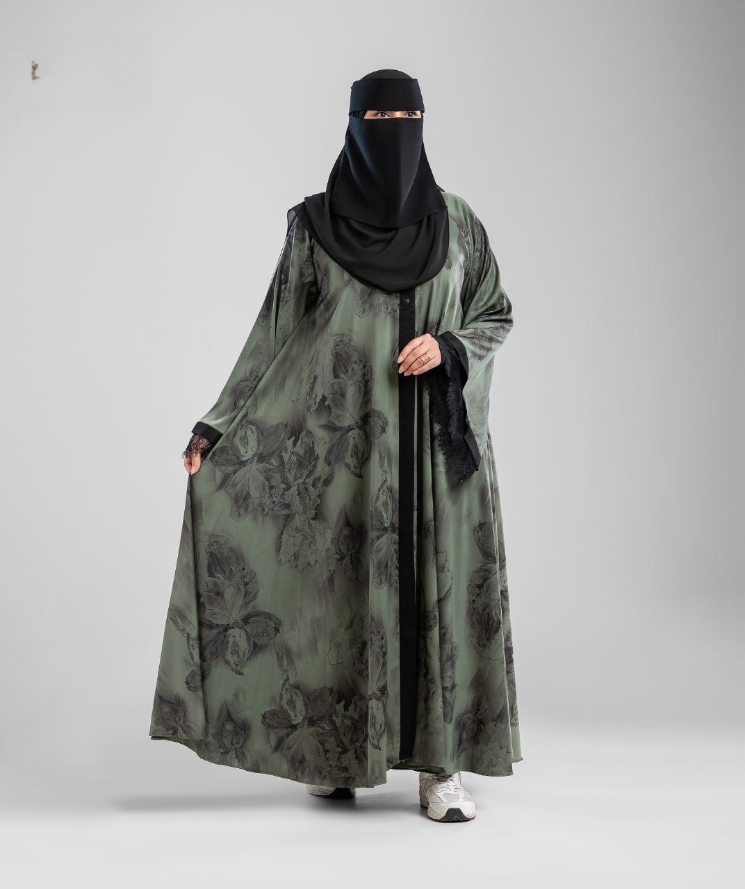 Floral Foil Abaya