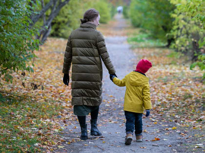 В Поморье и НАО родители двух тысяч детей получают ежемесячную выплату из материнского капитала
