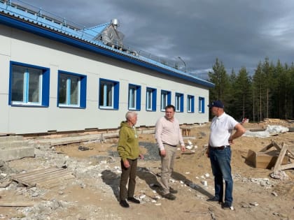 В Пинежском округе строят амбулаторию, ремонтируют библиотеку и установят понтон