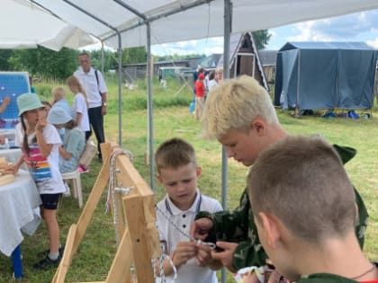 В деревне Медведки - на малой родине нашего прославленного земляка, Героя Советского Союза, Адмирала флота Советского Союза Николая Герасимовича Кузнецова отметили праздник, посвящ
