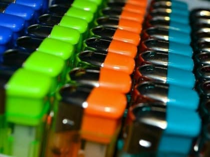 Запрет на продажу товаров со сжиженным газом несовершеннолетним