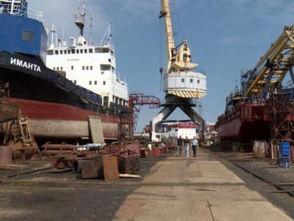 Сегодня чествовали коллектив Архангельской ремонтно-эксплуатационной базы флота