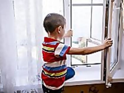 Москитная сетка опасна для детей