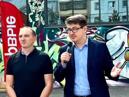 Подростков научат безопасному вождению велосипедов и электросамокатов
