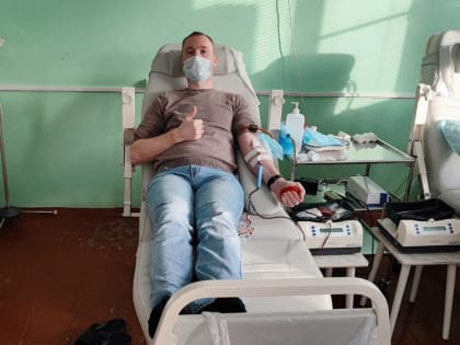 Партийцы Котласа приняли участие в сдаче донорской крови