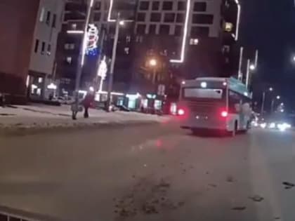 ДТП с маршруткой в областном центре: подробности инцидента