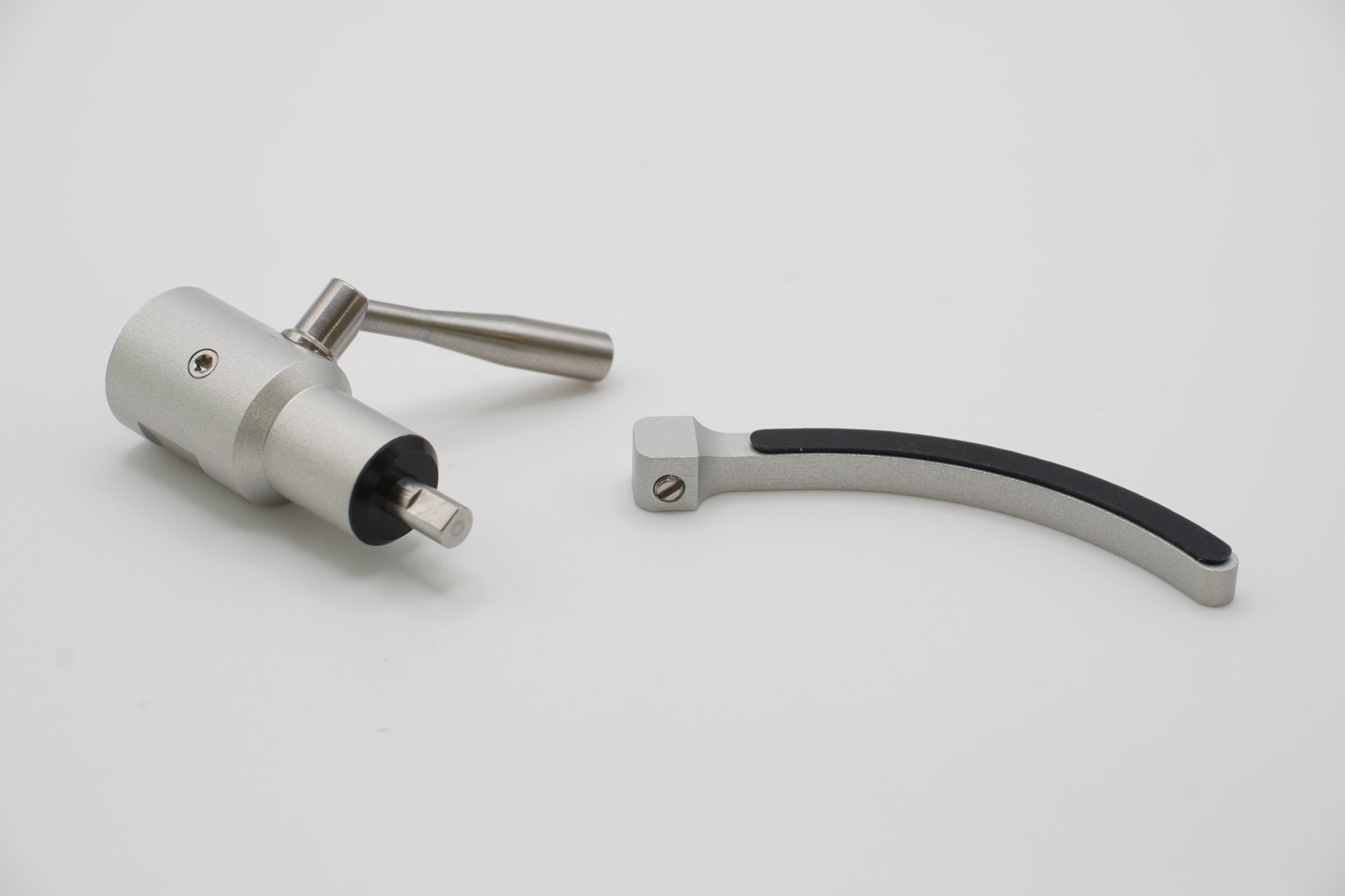The Clear Wave cueing mechanism