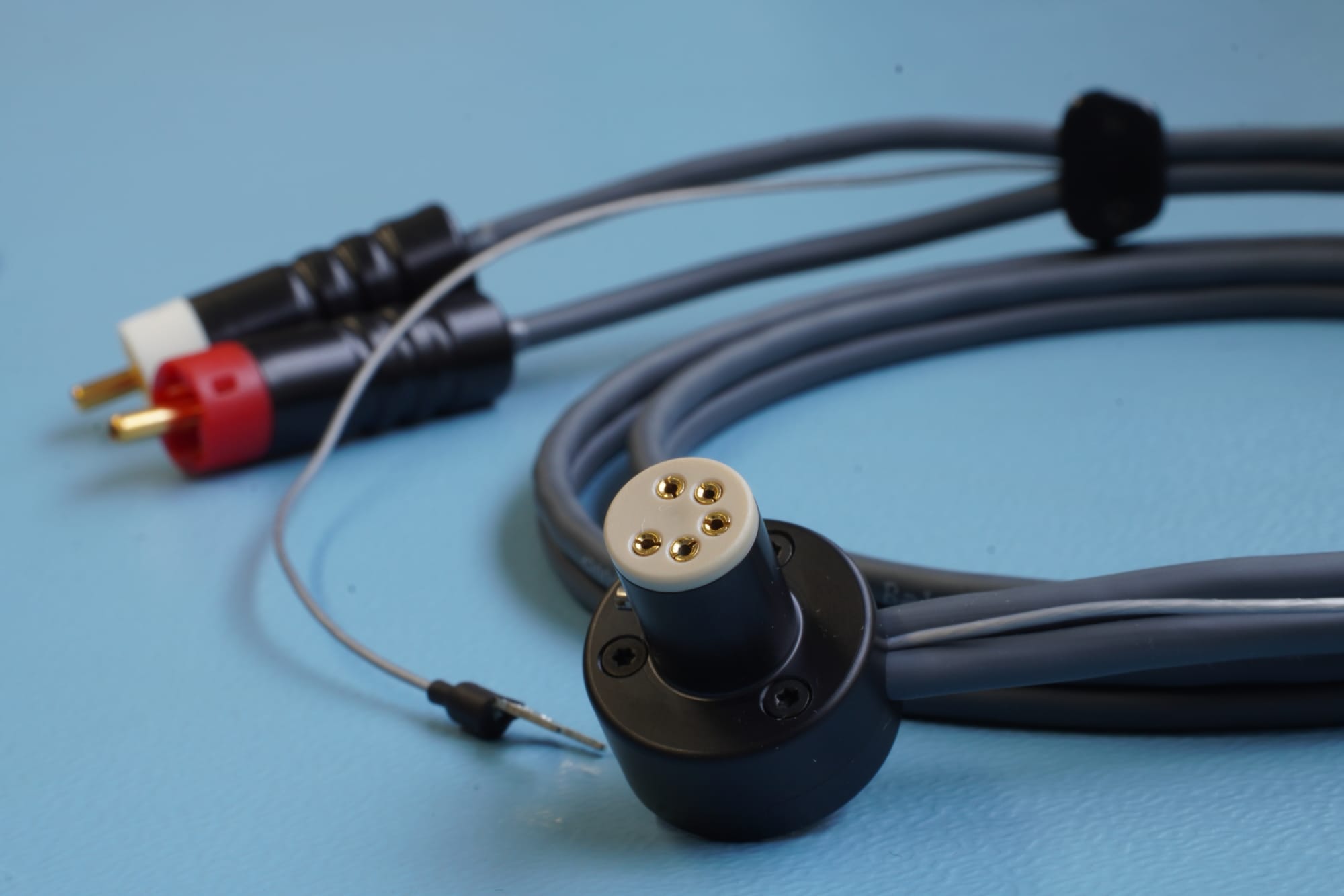 Bool Audio tonearm cables