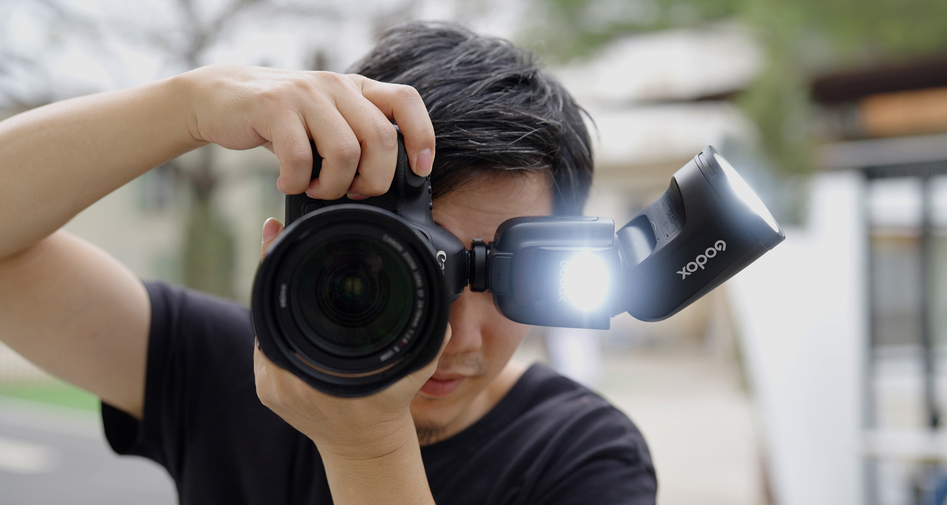 Godox V1 Pro