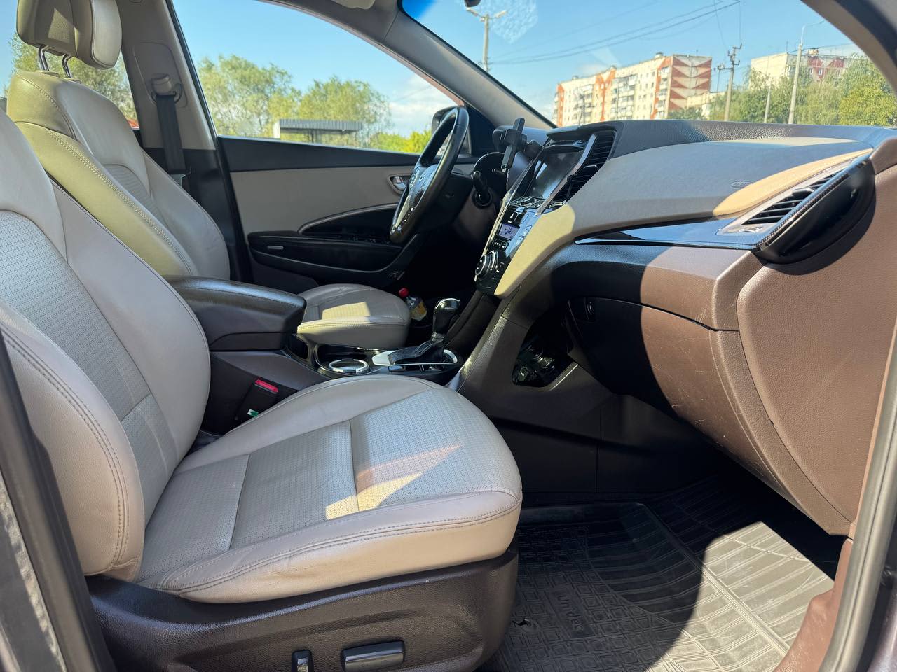 Hyundai Santa FE 17