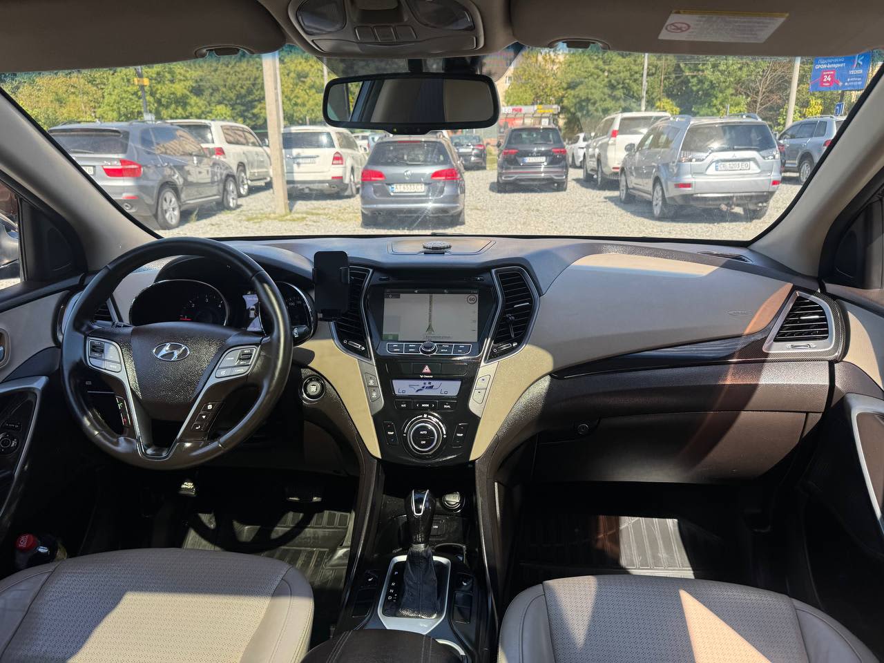 Hyundai Santa FE 23