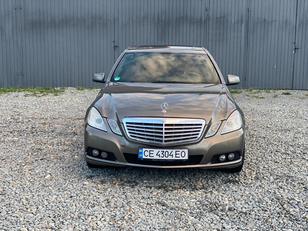 Mercedes-Benz E 220