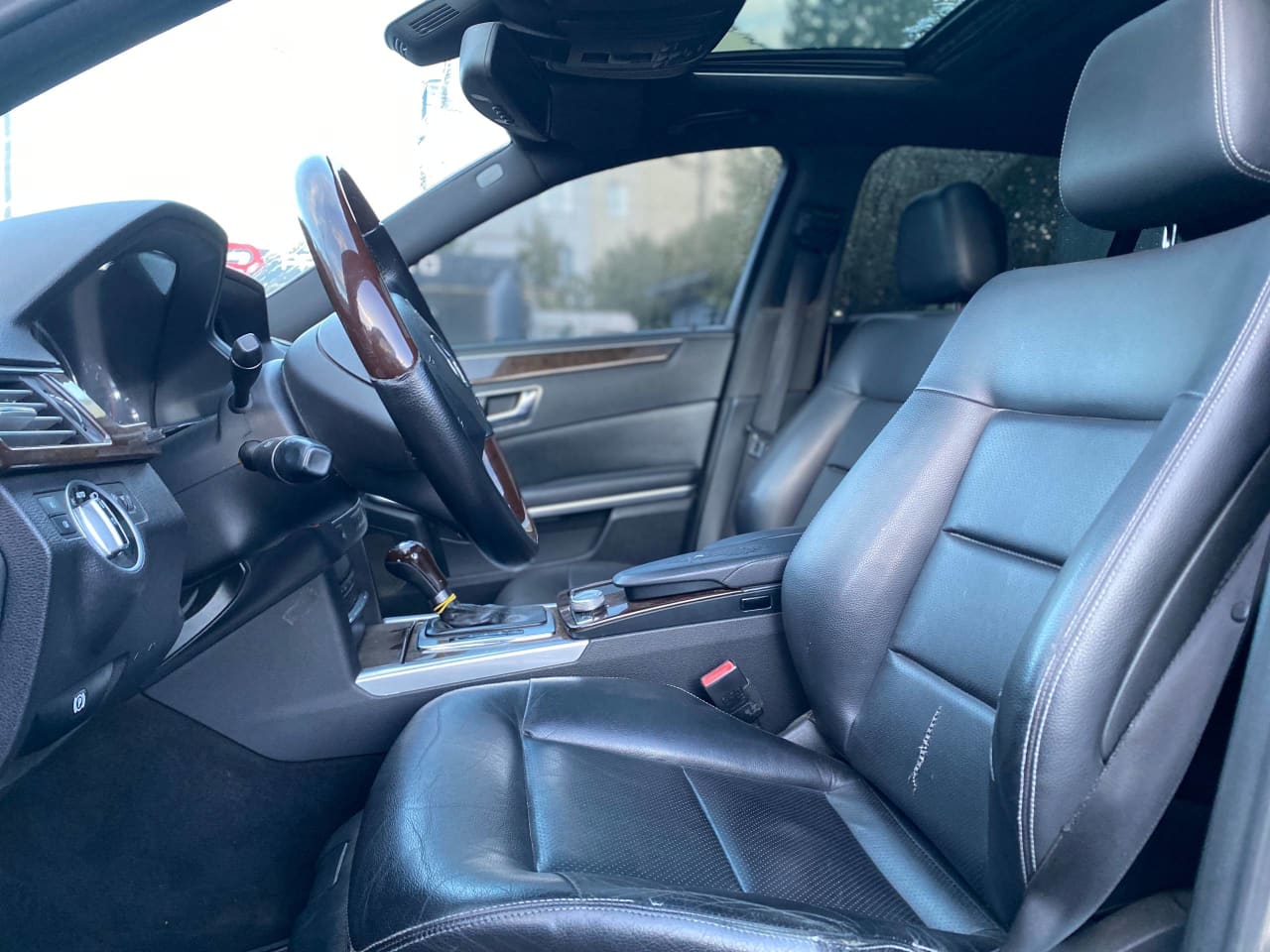 Mercedes-Benz E 220 8