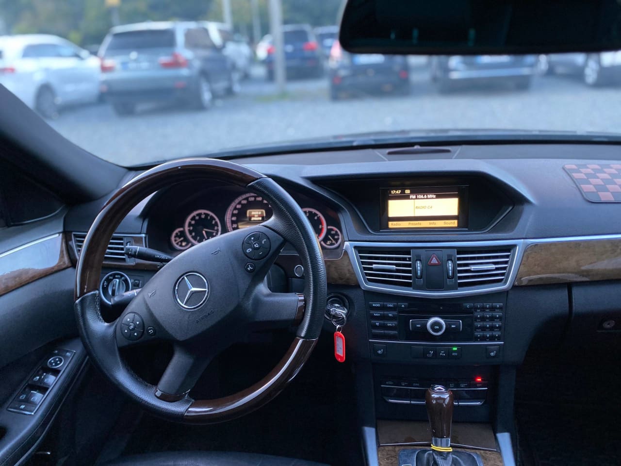 Mercedes-Benz E 220 18