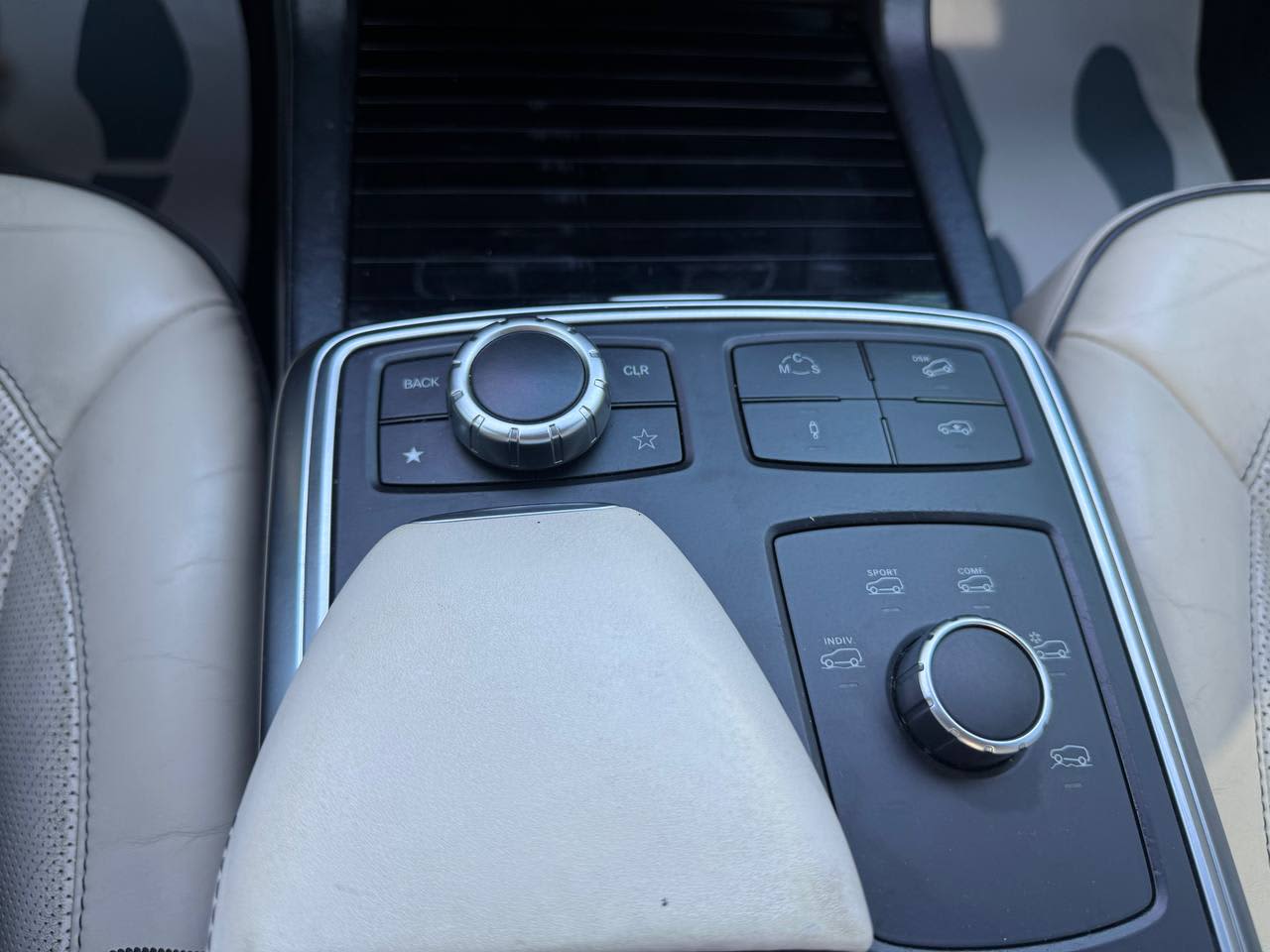 Mercedes-Benz GL 350 14